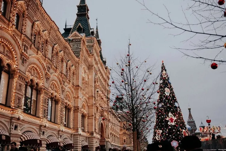 Самые Новогодние Города России Самые Новогодние Города России